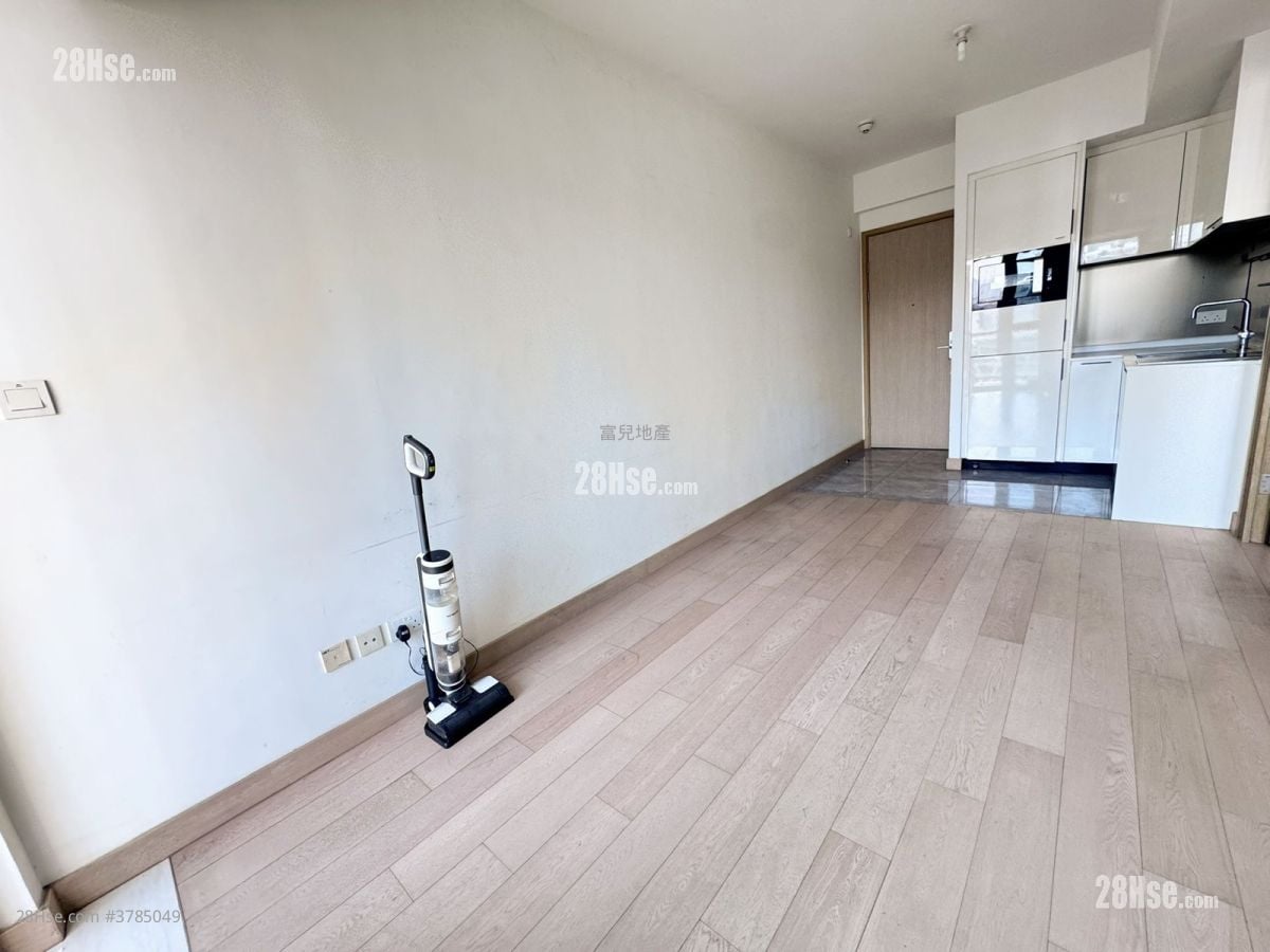 The Spectra Rental 1 Bedroom 363 ft²