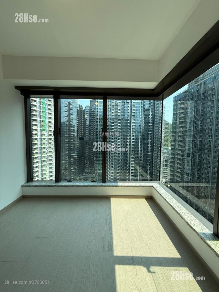 The Southside Rental 3 Bedrooms , 2 Bathrooms 737 ft²