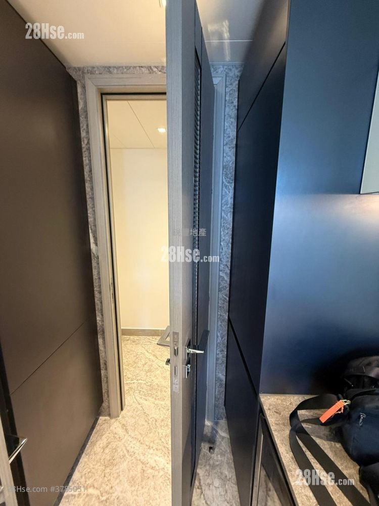 The Southside Rental 3 Bedrooms , 2 Bathrooms 737 ft²