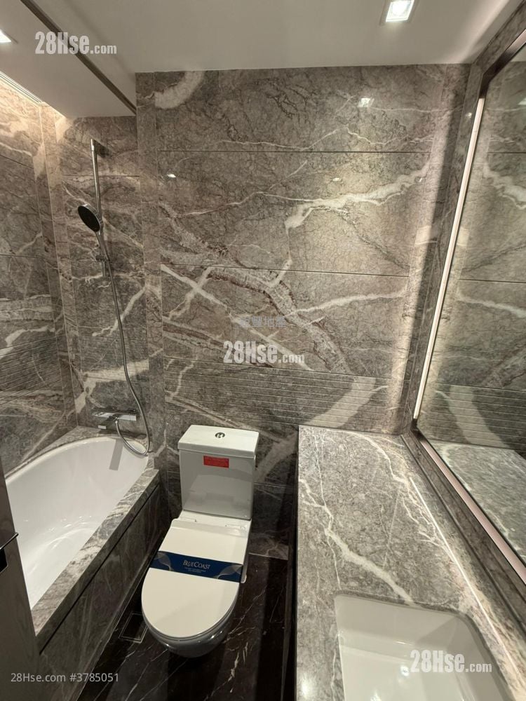 The Southside Rental 3 Bedrooms , 2 Bathrooms 737 ft²