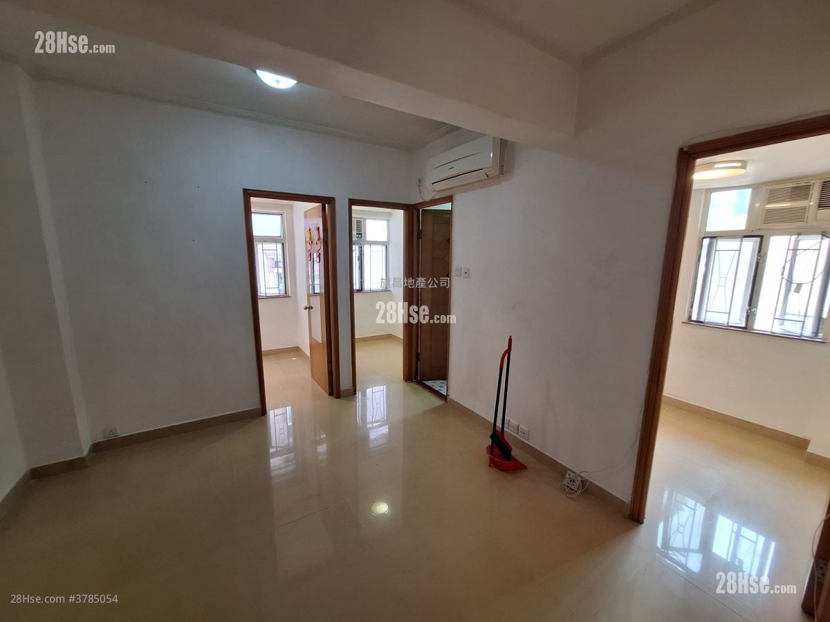 单幢楼房 租盘 3 房 , 1 浴室 324 平方尺