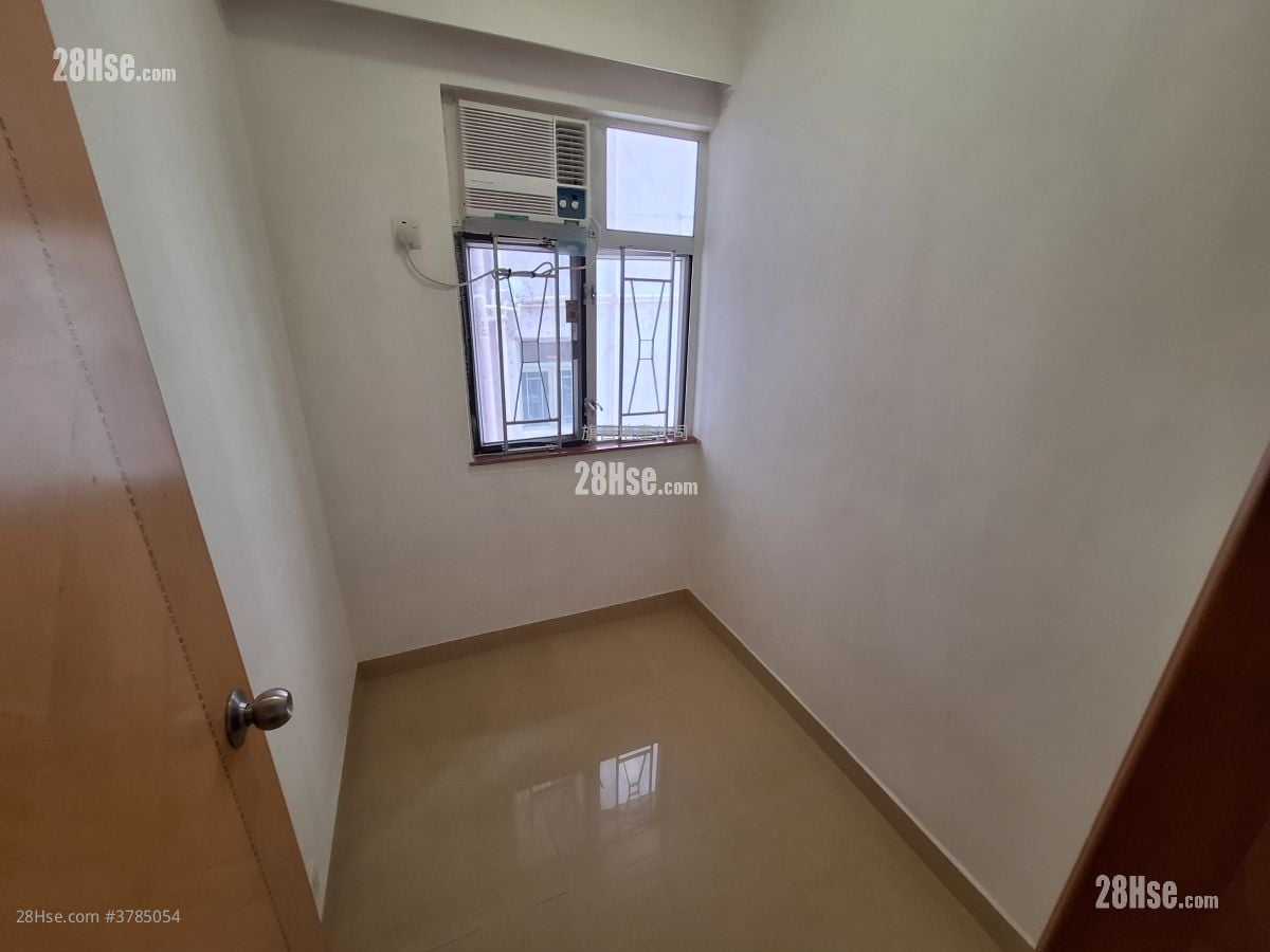 单幢楼房 租盘 3 房 , 1 浴室 324 平方尺