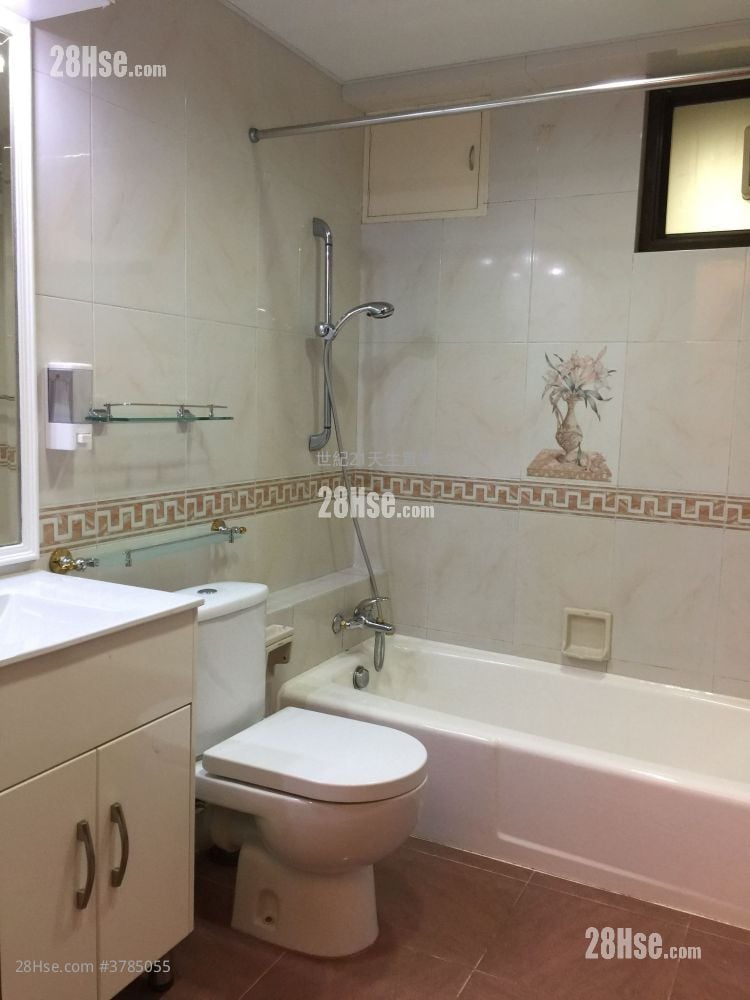 Fiona Garden Rental 5+ Bedrooms , 3 Bathrooms 2,699 ft²