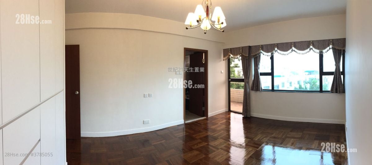 Fiona Garden Rental 5+ Bedrooms , 3 Bathrooms 2,699 ft²