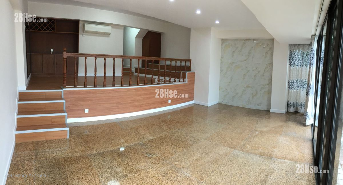 Fiona Garden Rental 5+ Bedrooms , 3 Bathrooms 2,699 ft²