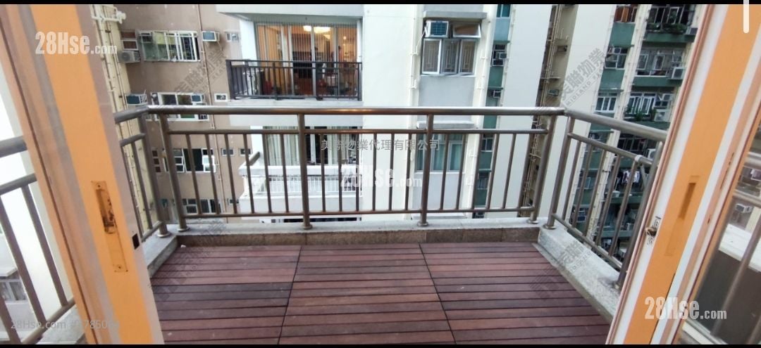 Mei Foo Sun Chuen Sell 3 Bedrooms , 2 Bathrooms 927 ft²