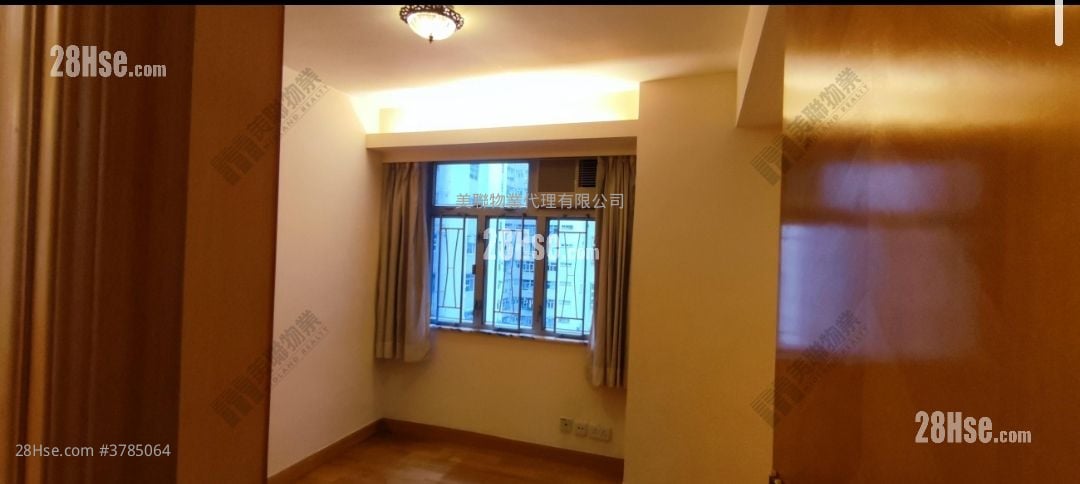 Mei Foo Sun Chuen Sell 3 Bedrooms , 2 Bathrooms 927 ft²