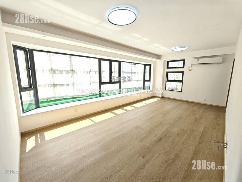 日月大厦 租盘 3 房 , 2 浴室 985 平方尺