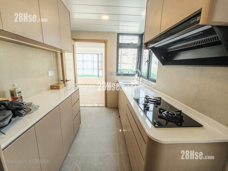 日月大厦 租盘 3 房 , 2 浴室 985 平方尺