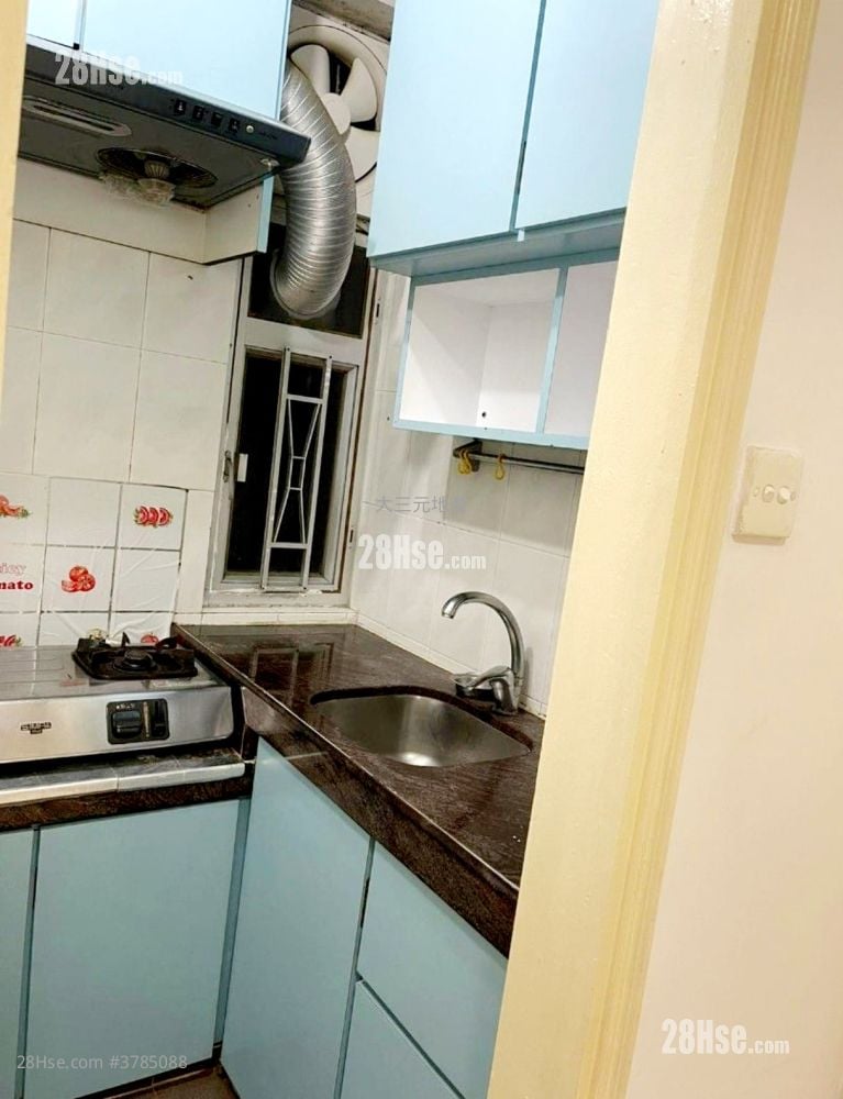 筲箕湾中心 售盘 2 房 , 1 浴室 321 平方尺