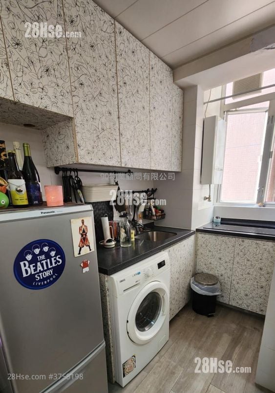 创业中心 售盘 327 平方尺