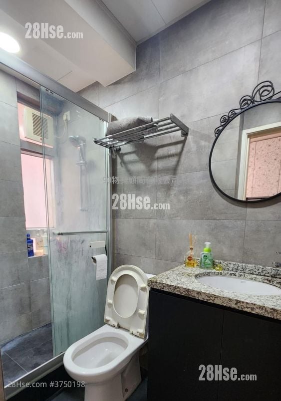 创业中心 售盘 327 平方尺