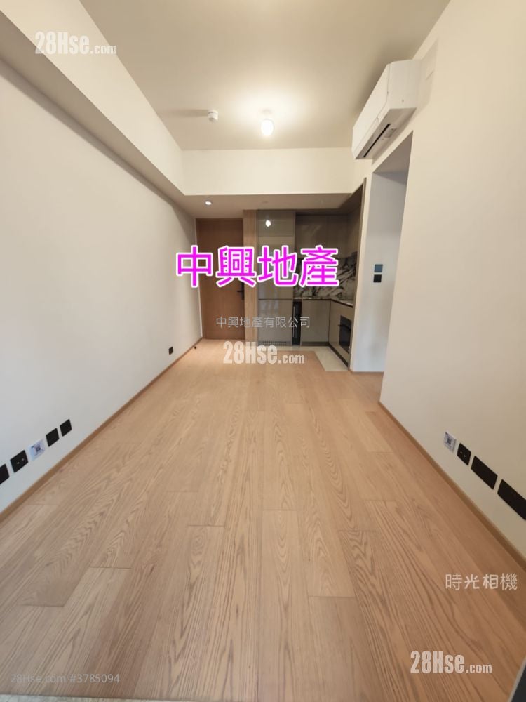 Topside Residence Rental 2 Bedrooms 378 ft²