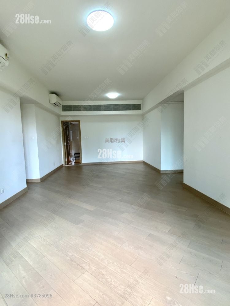 Cullinan West Sell 4 Bedrooms 1,367 ft²