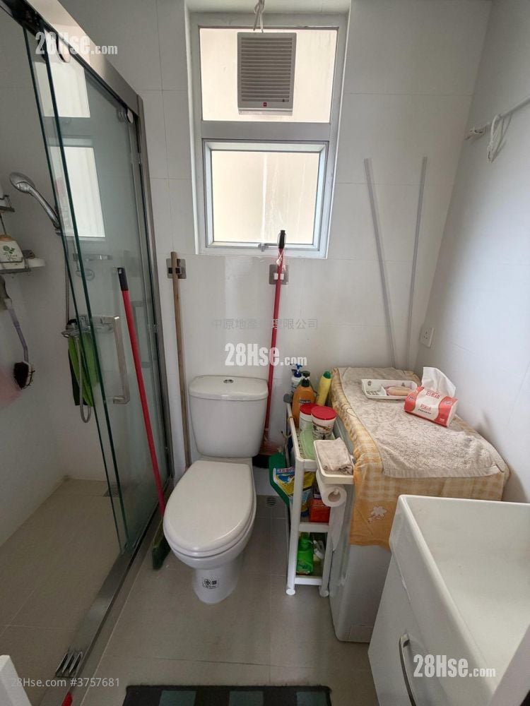 富麗花園 售盤 3 房 , 1 浴室 318 平方呎