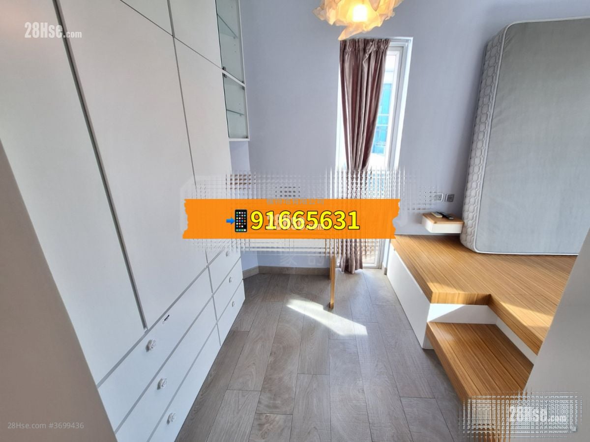 Lions Rise Sell 2 Bedrooms , 1 Bathroom 567 ft²