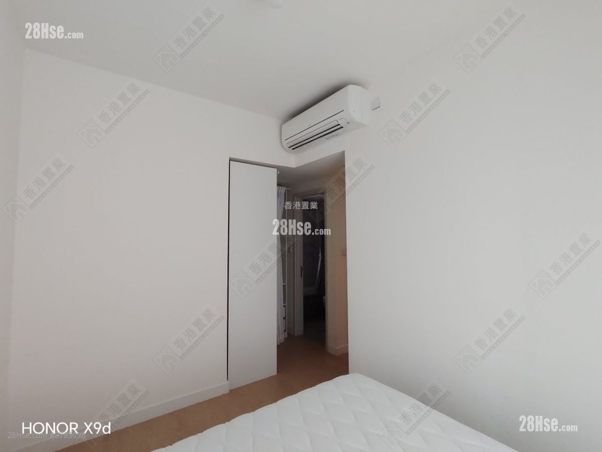 Monaco Rental 3 Bedrooms , 3 Bathrooms 827 ft²