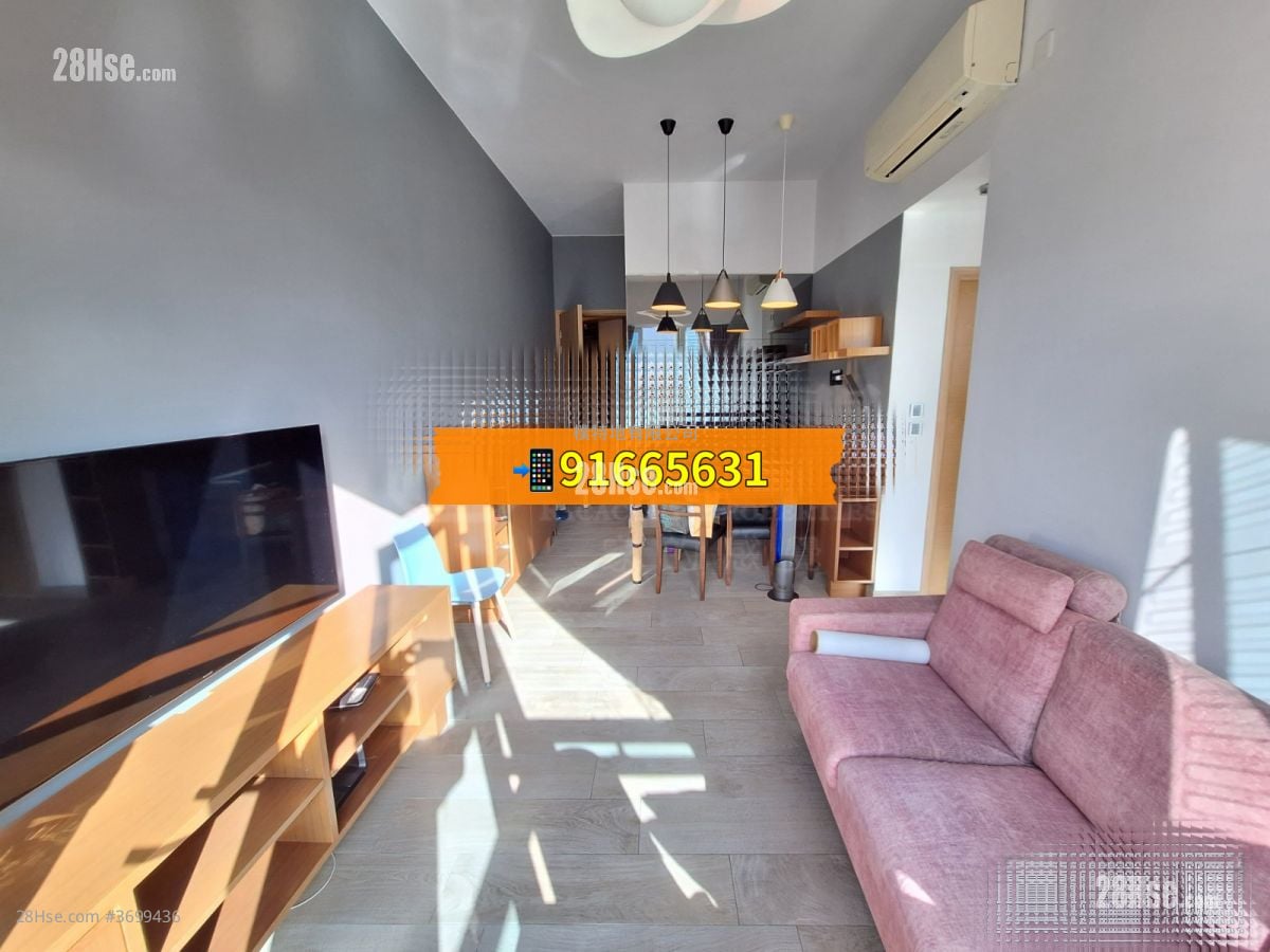 Lions Rise Sell 2 Bedrooms , 1 Bathroom 567 ft²