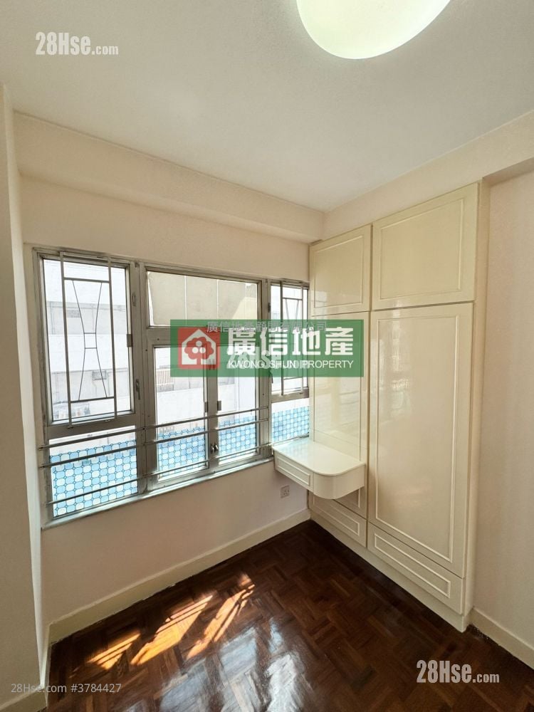 Hayon Building Rental 1 Bedroom , 1 Bathroom 251 ft²