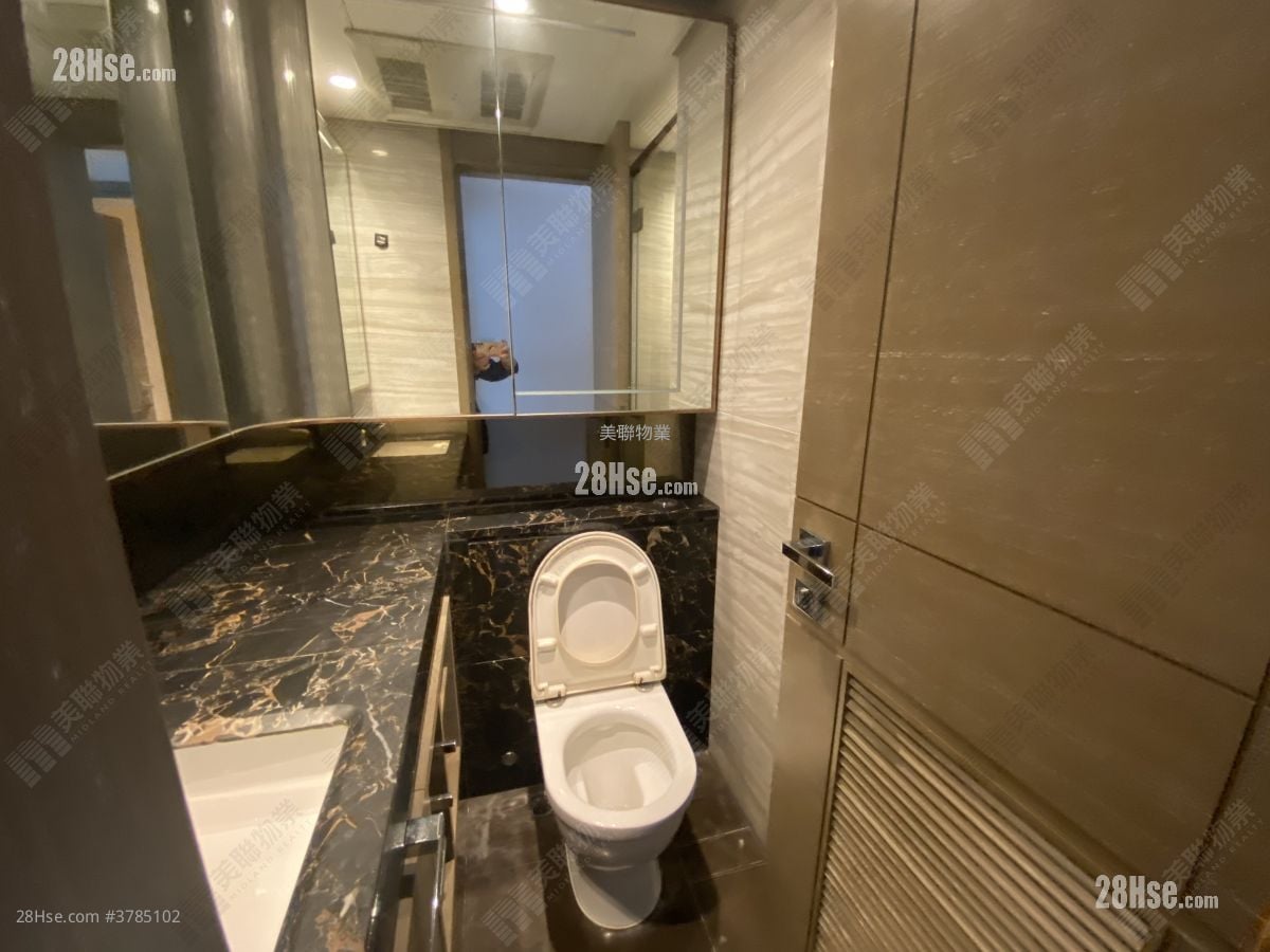 The Wings Sell 3 Bedrooms 879 ft²