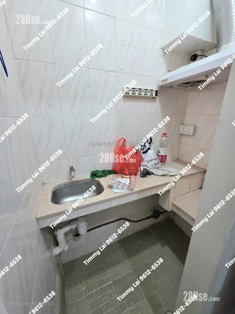 文苑楼 租盘 1 房 , 1 浴室 180 平方尺