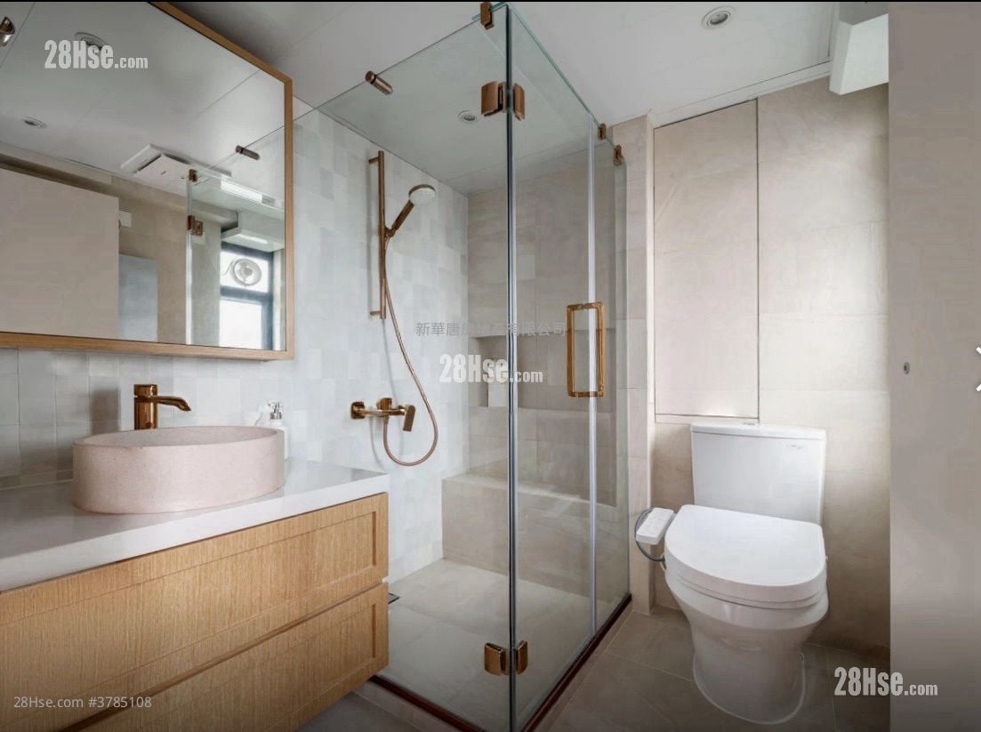 樂賢閣 租盤 684 平方呎