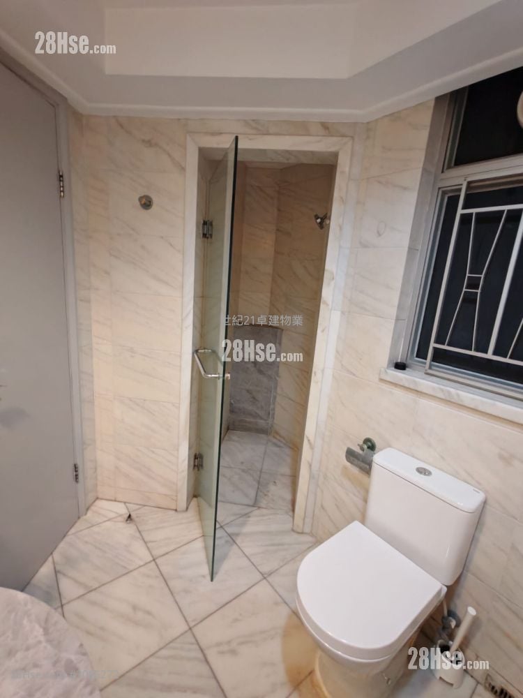 漾日居 租盘 3 房 , 2 浴室 934 平方尺