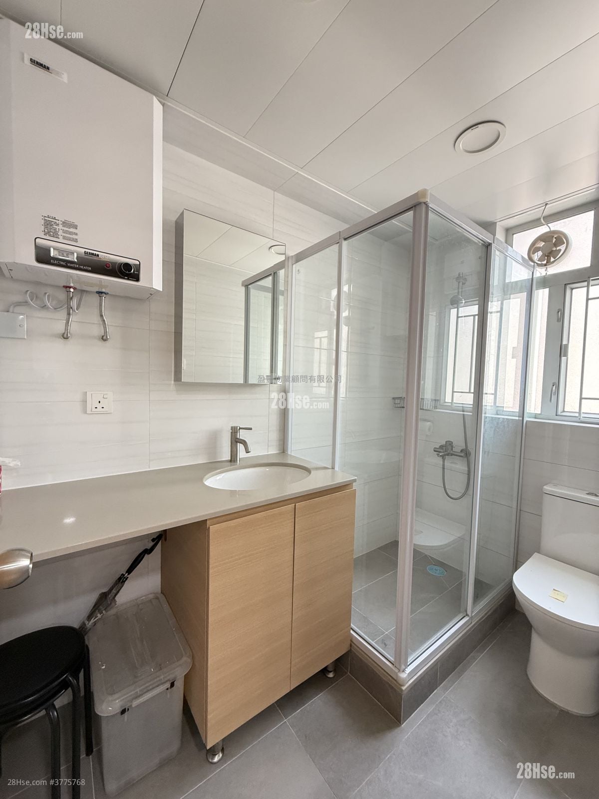 Henning House Sell 2 Bedrooms , 1 Bathroom 501 ft²