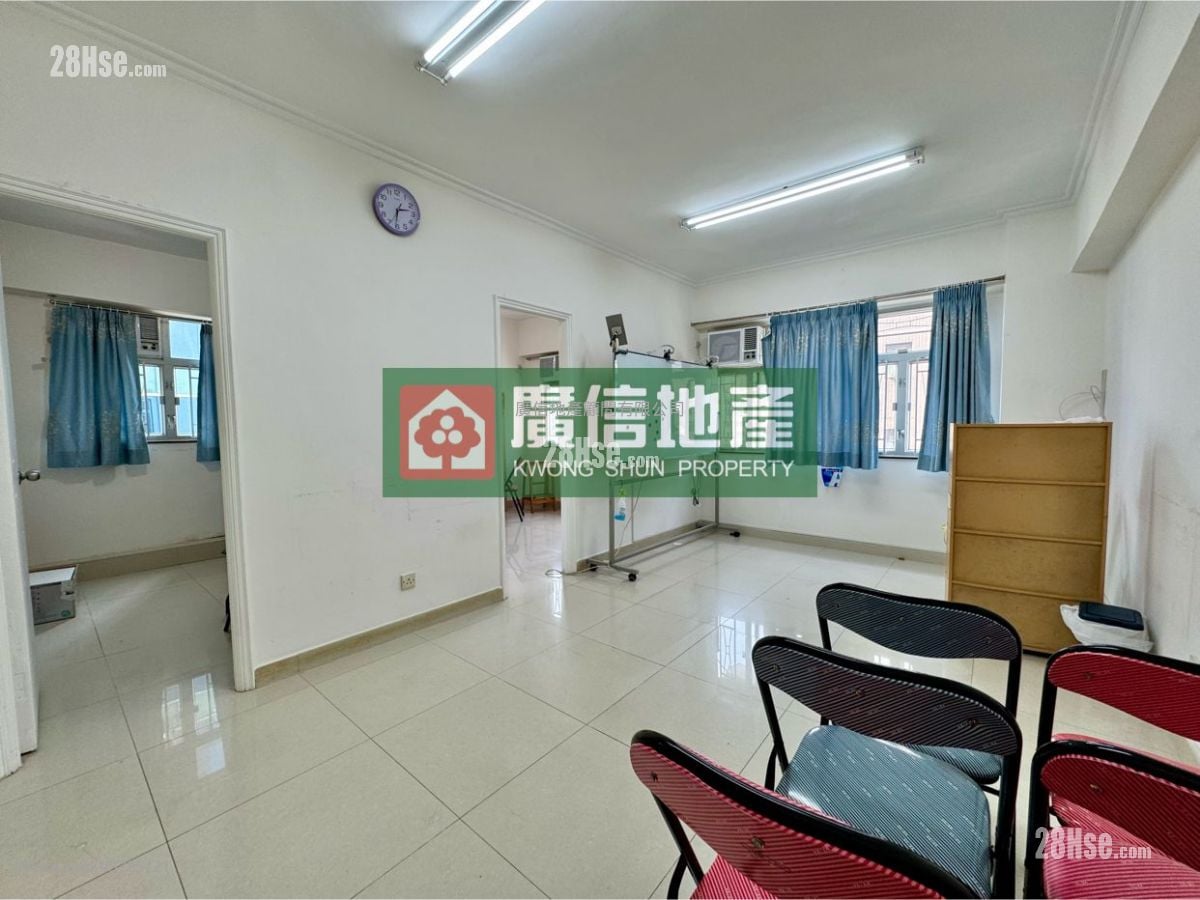 Bell House Rental 2 Bedrooms , 1 Bathroom 470 ft²