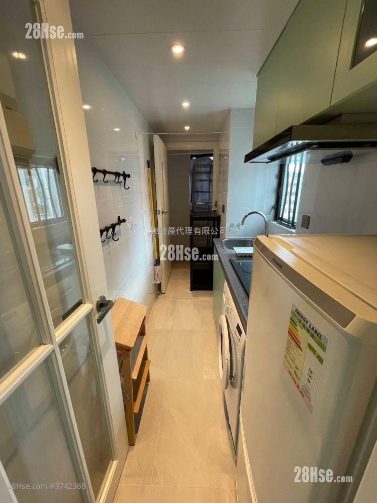 富裕居 售盘 1 房 , 1 浴室 256 平方尺