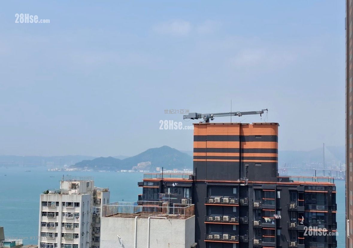 Imperial Kennedy Sell 2 Bedrooms , 1 Bathroom 515 ft²