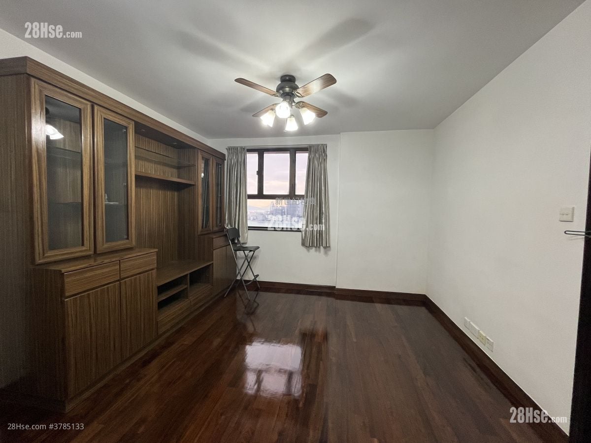 维多利中心 租盘 2 房 , 1 浴室 572 平方尺