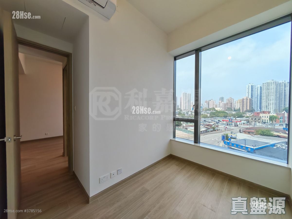 Hava Sell 2 Bedrooms , 1 Bathroom 397 ft²