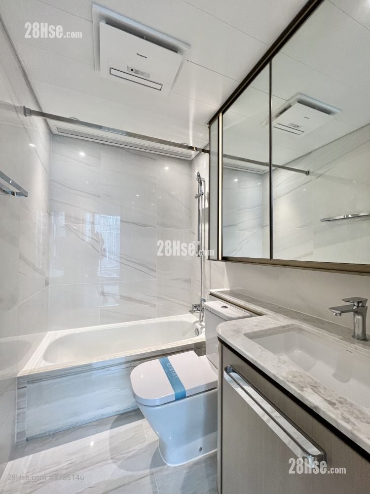 Marini 租盘 1 房 , 1 浴室 370 平方尺