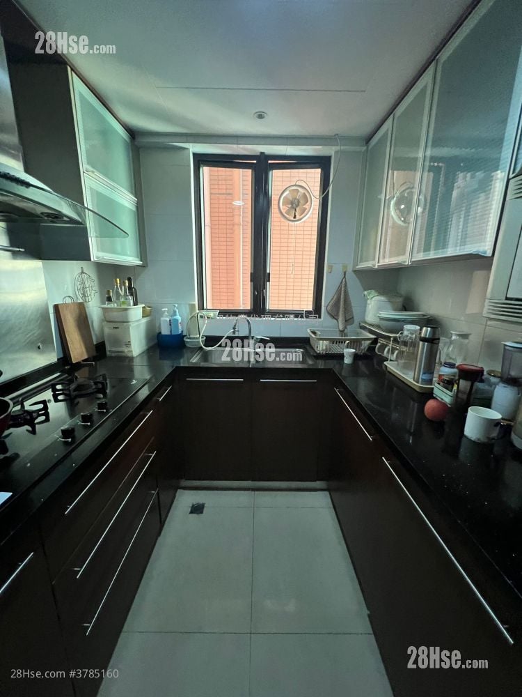 爵悦庭 售盘 4 房 , 2 浴室 722 平方尺