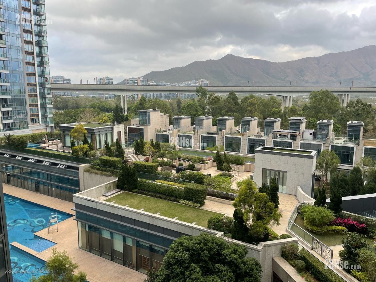 Riva Sell 4 Bedrooms , 3 Bathrooms 868 ft²