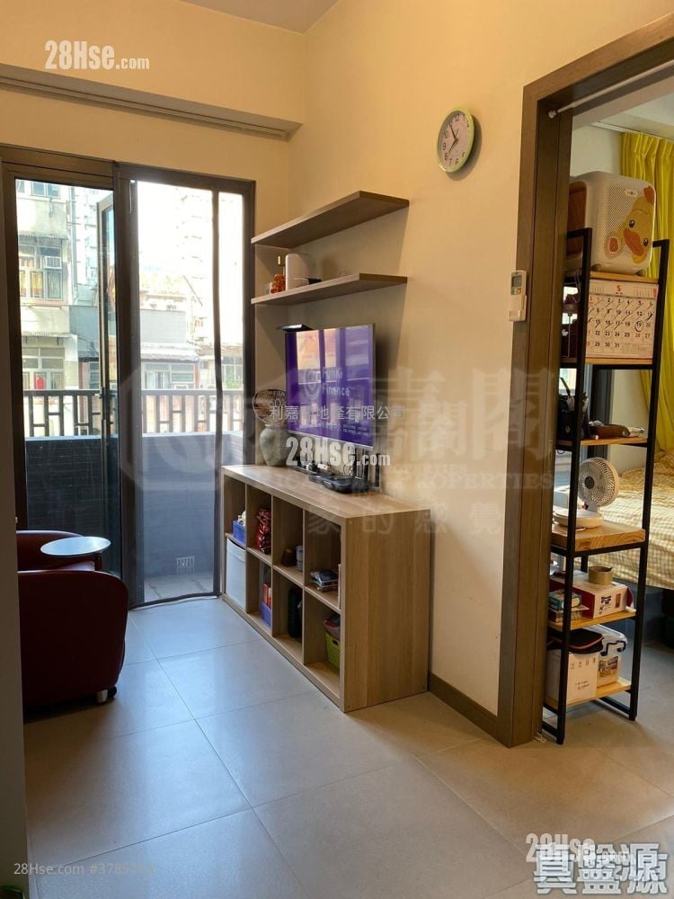 AVA228 售盘 1 房 201 平方尺