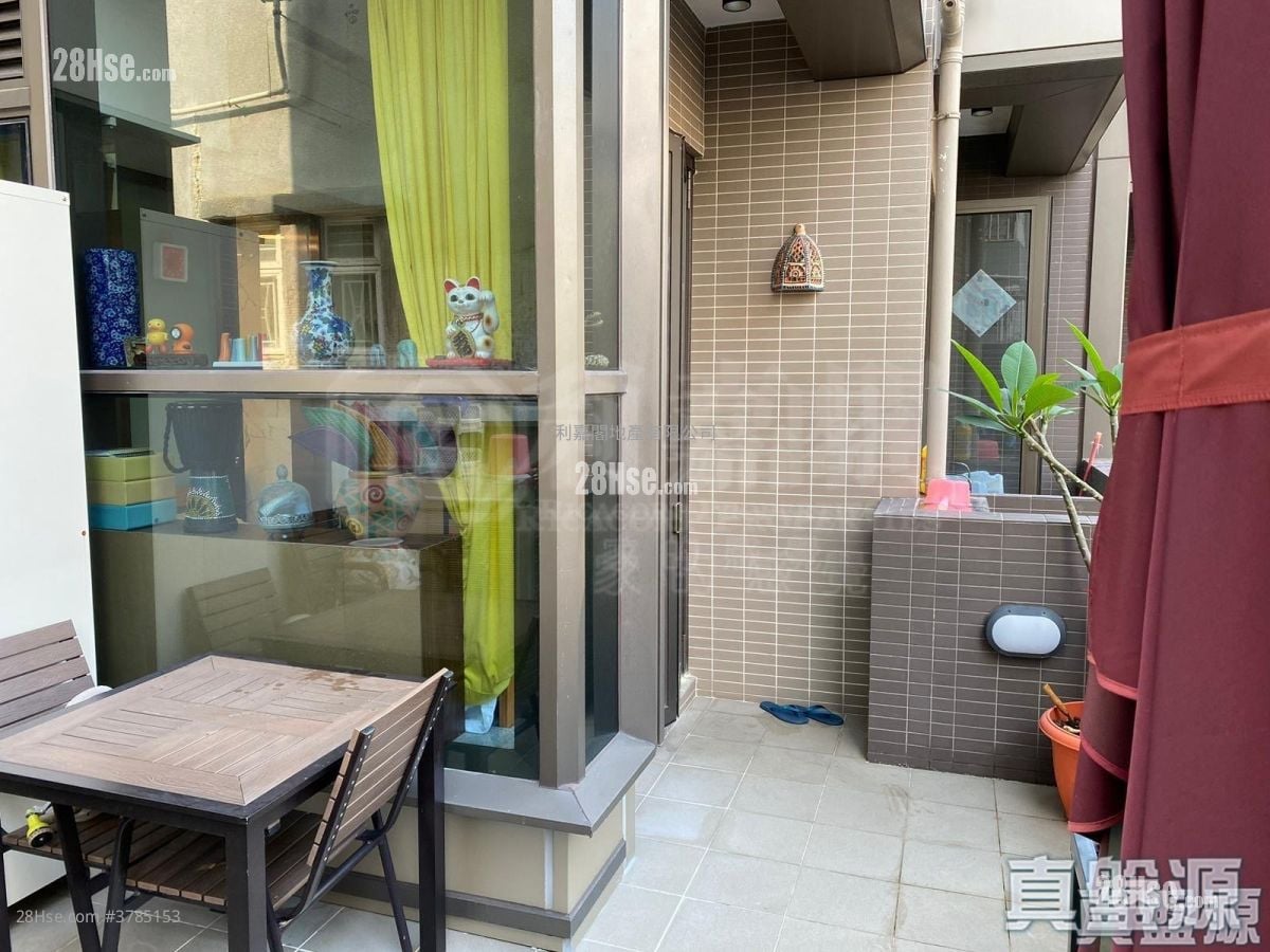 AVA228 售盘 1 房 201 平方尺