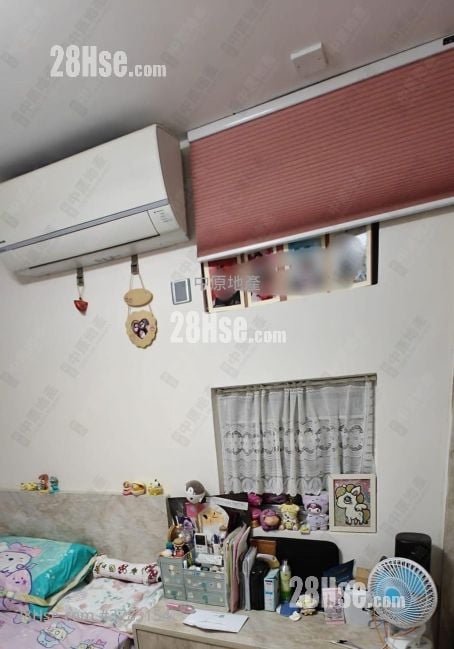 Choi Hing Court Sell 2 Bedrooms , 1 Bathroom 389 ft²