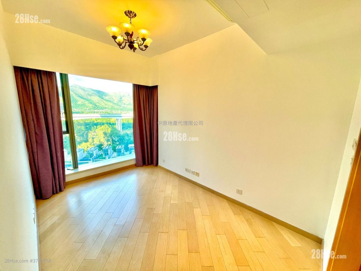 尔峦 售盘 4 房 , 3 浴室 1,043 平方尺