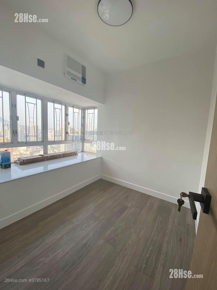 Kam Wah Garden Sell 2 Bedrooms 353 ft²