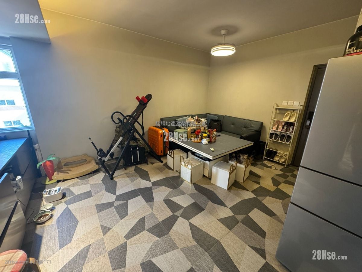 仁安大厦 售盘 4 房 , 2 浴室 859 平方尺