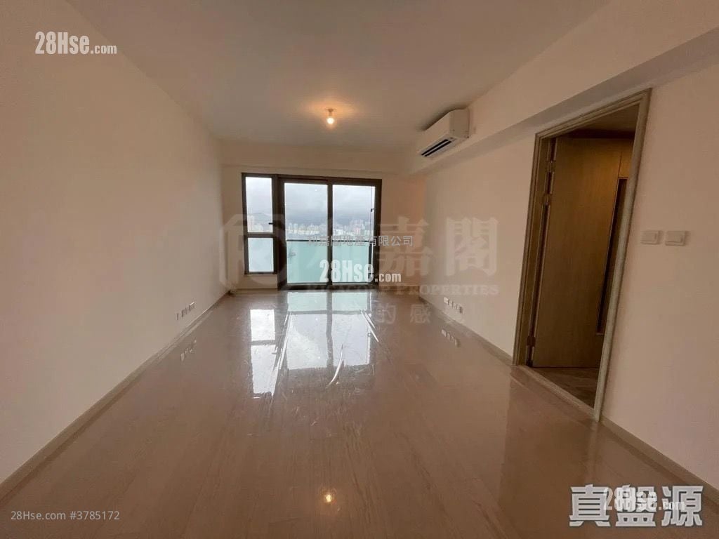 Sea To Sky Rental 4 Bedrooms , 3 Bathrooms 1,054 ft²