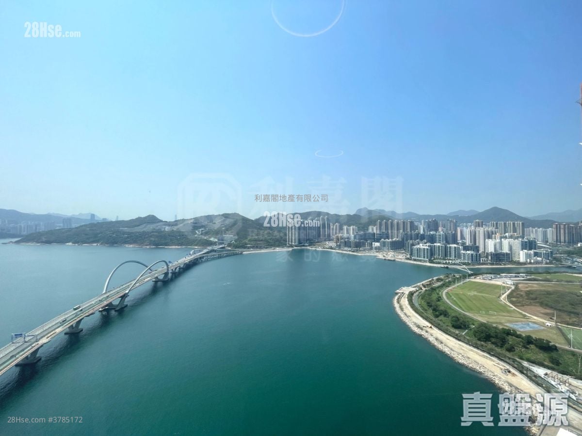 Sea To Sky Rental 4 Bedrooms , 3 Bathrooms 1,054 ft²