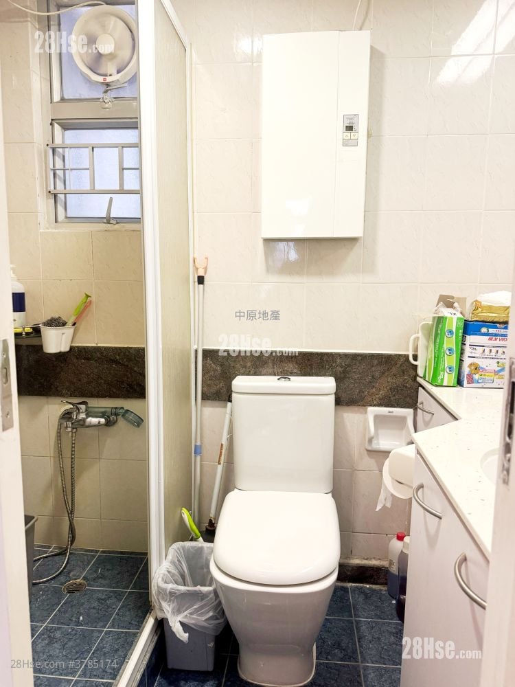 新港城 售盘 2 房 , 1 浴室 348 平方尺