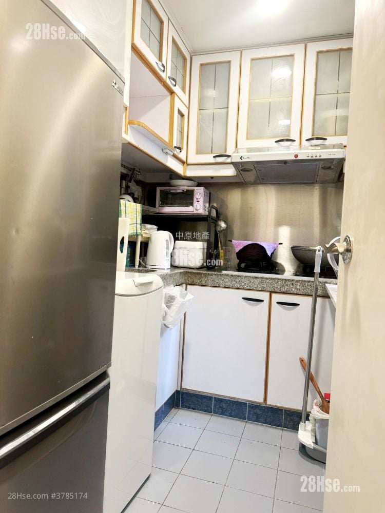 新港城 售盘 2 房 , 1 浴室 348 平方尺