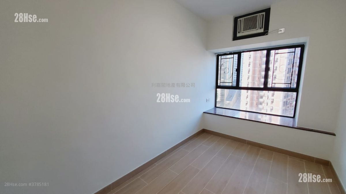 殷桦花园 售盘 3 房 , 2 浴室 842 平方尺