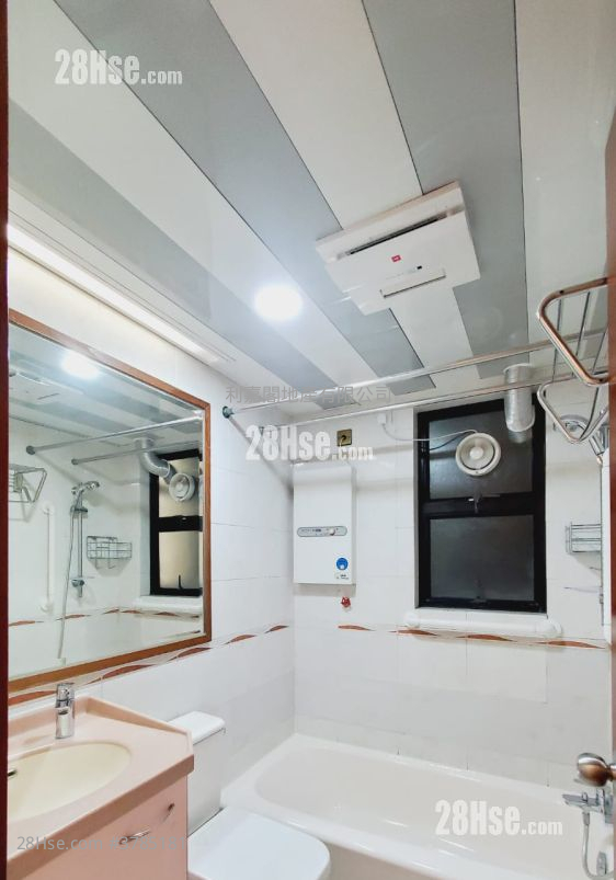 殷桦花园 售盘 3 房 , 2 浴室 842 平方尺