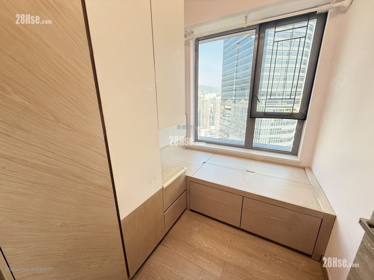 Aurora Rental 2 Bedrooms , 1 Bathroom 445 ft²