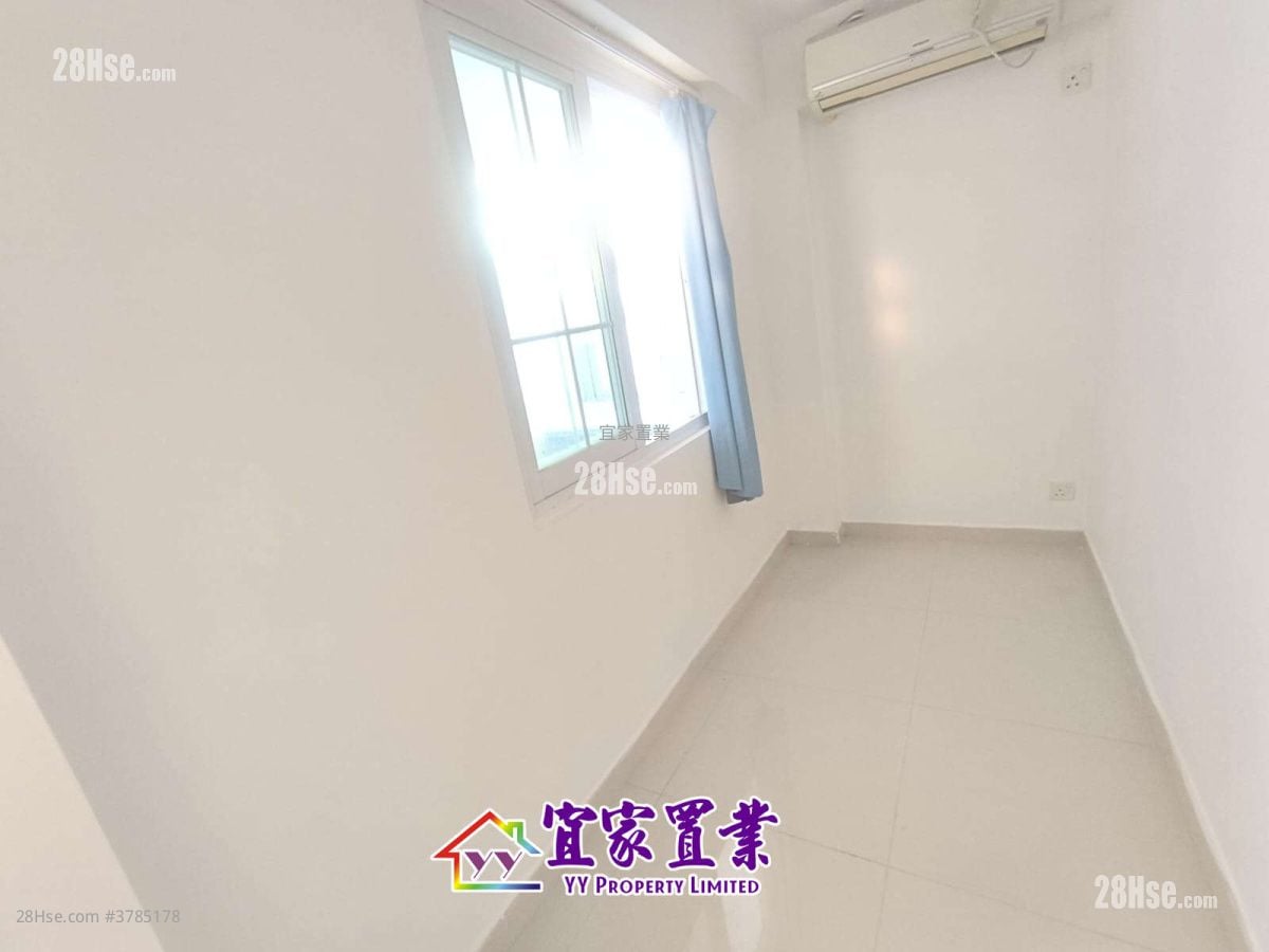 Village Sell 3 Bedrooms , 2 Bathrooms